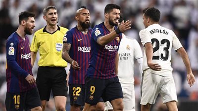 ريجيليون يخطف الأضواء من مارسيلو