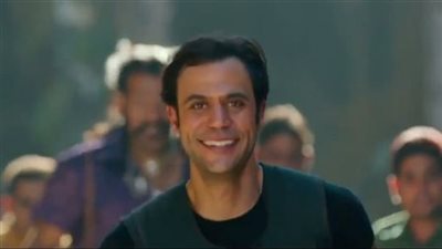 جولة مع الفنانين.. محمد إمام يبحث عن فنانة لبنانية