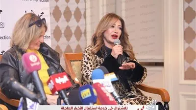 ليلى علوي تكشف عن حقيقة علاقتها بمصفف الشعر محمد الصغير (صور)