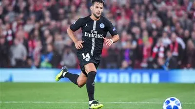 فيديو.. بيرنات يحرز هدف التعادل لباريس أمام مانشستر يونايتد