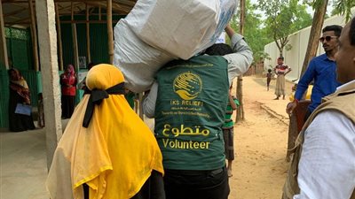 ‏فريق من ⁧‫مركز سلمان للإغاثة‬⁩ يتابع مشاريع المساعدات الطارئة للروهينجا في ⁧‫بنجلاديش‬⁩