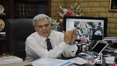 جابر نصار يستنكر إقالة مدير معهد القلب: 