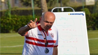 بوادر أزمة بين رئيس الزمالك وجروس 