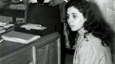 من عالم الأزياء إلى أيقونة للثورة الجزائرية.. ما لا تعرفه عن 