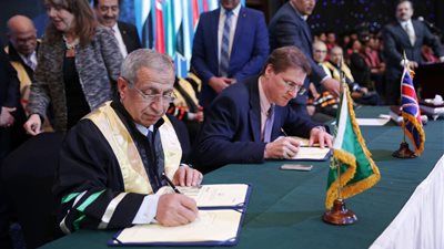 توقيع بروتوكول لرقمنة كتب الأكاديمية العربية للعلوم والتكنولوجيا والنقل البحري