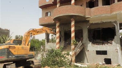 محافظة القاهرة: إزالة 40 مبنى مخالف بالشرابية والخليفة