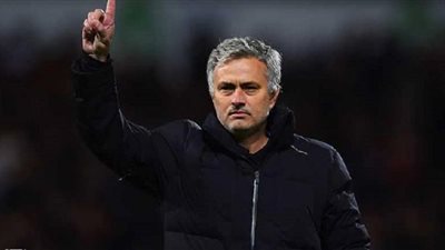 اجتماع بين وكيل مورينيو ومسؤولي ريال مدريد