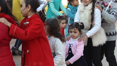 أنشطة ترفيهية لرواد معرض دمنهور الرابع للكتاب (صور)