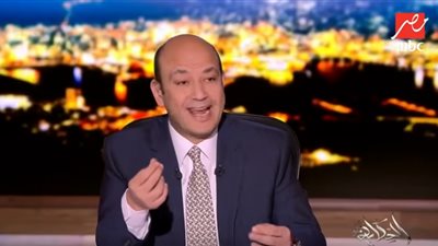 عمرو أديب عن فيديو موظفة مركز الكبد: 