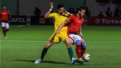 الكاف يعلن حكم مباراة الأهلي وشبيبة الساورة الجزائري 