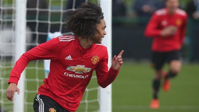 الجانرز ضد الشياطين الحمر.. تشونج وجرينوود مواهب يافعة من إنتاج أكاديمية مانشستر