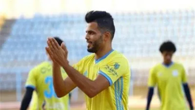 مهاجم تونسي يتهم الإسماعيلي باحتجازه في مصر