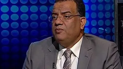 محمود مسلم يُحذر من خطورة مشاركة المنشورات الإلكترونية دون التأكد من مصدرها