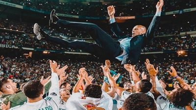 بيريز يوعد زيدان بهذا الأمر بعد عودته