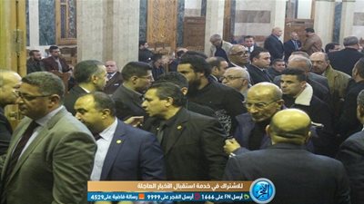 نجوم الكرة يتوافدون علي عزاء والدة خالد لطيف (صور)