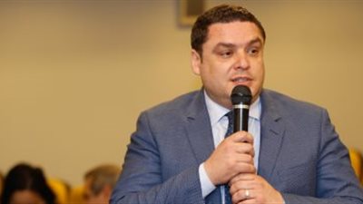 برلماني يتقدم بسؤال لوزير الزراعة عن أسباب نفوق الدواجن 