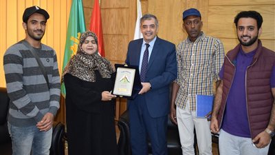 المغربي يستقبل الملحق الثقافي العماني: نقدم كافة التسهيلات للطلبة الوافدين دون الاخلال بجودة العملية التعليمية (صور)