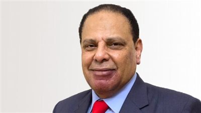 بلاغ يطالب بالمحاكمة عسكرية لـ