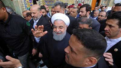 السيستاني يستقبل روحاني في منزله بمدينة النجف