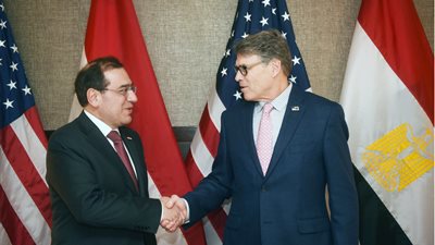 وزير البترول يعقد جلسة مباحثات ثنائية مع نظيره الأمريكى 