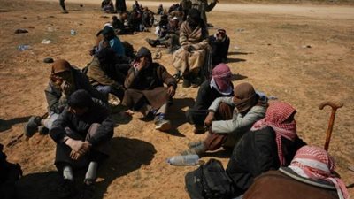 إستسلام الآلاف من مقاتلي داعش في سوريا