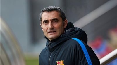 مدرب برشلونة يتحدى: مستعدون لمواجهة أي خصم