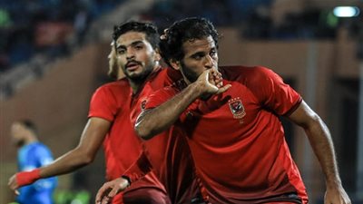 فحص طبي لمروان محسن قبل مران الأهلي 