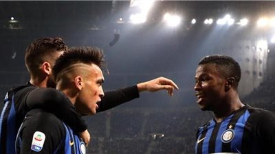 إنتر ميلان يسقط أمام فرانكفورت ويودع الدوري الأوروبي 