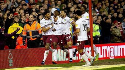 تحت أنظار المحمدي.. خناقة أساطير على خط تماس تشامبيونشيب!