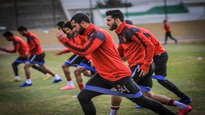 اليوم.. الأهلي يختتم تدريباته لمواجهة شبيبة الساورة