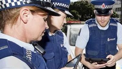 الشرطة النيوزيلندية تزيل فيديو مدته 17 دقيقة للهجوم على مسجدين