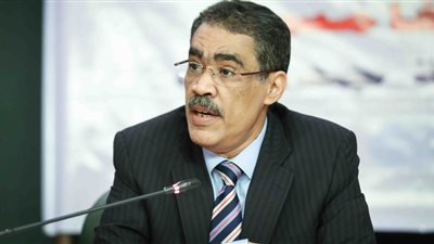 بعد فوزه بمقعد نقيب الصحفيين.. من هو ضياء رشوان؟