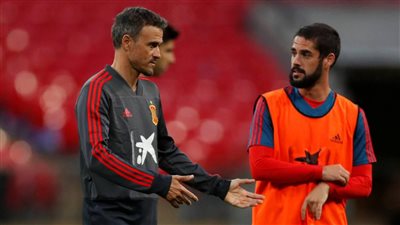 بعد خلافه مع سولاري.. إيسكو يقع في ورط كبيرة