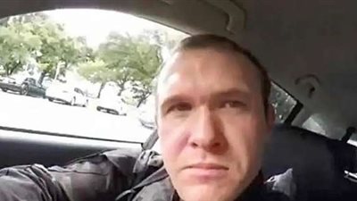 كشف لغز الأرقام على أسلحة منفذ مذبحة نيوزيلندا (صورة)