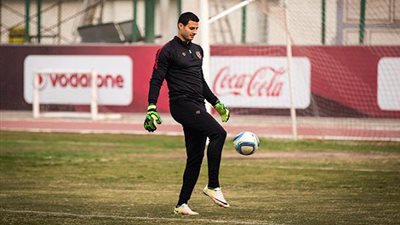 مدرب الأهلي يفجر مفاجأة بشأن مشاركة 