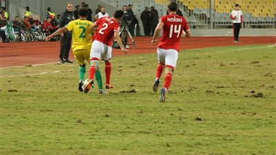 بعد ثلاثية شبيبة الساورة.. الأهلي يحسم صفقة جديدة