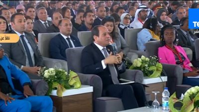 عاجل.. السيسي يوصي بعقد مؤتمر الشباب كل 3 أشهر