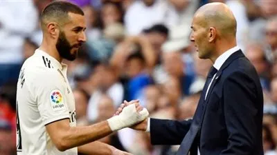 زيدان يكشف لأول مرة كواليس عودته إلى ريال مدريد