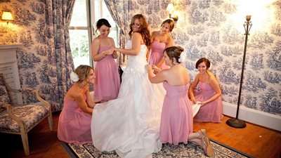 هكذا تتجاوز العروس مشاكل التحضير لحفل الزفاف