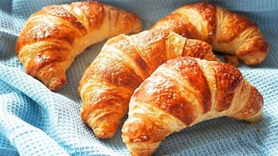 طريقة تحضير الكرواسون بالمنزل