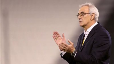 فوساتي: الهلال ظهر بـ14 لاعبا داخل الملعب وهذا موقف السومة