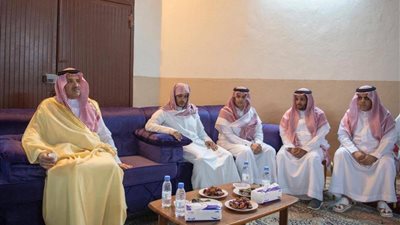 أمير المدينة يواسي أسرة الميموني في سلطان ونواف