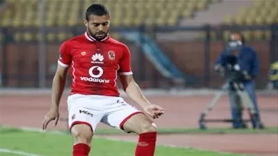 نجم الأهلي السابق مغضوب عليه في الاتحاد