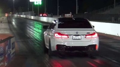 بي ام دبليو M5 Competition المعدلة تحقق رقما قياسيا في سباق الربع ميل (فيديو)