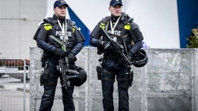 أنباء أولية عن إصابة 9 وفرار المشتبه به بإطلاق النار في أوتريخت الهولندية