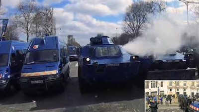 الشرطة الفرنسية تستخدم السلاح الكيميائى.. وماكرون يدرس حظر التظاهر بمحيط الشانزليزيه