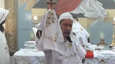 الأنبا شاروبيم يترأس القداس الإلهي بكنيسة الأنبا شنودة بأبنود