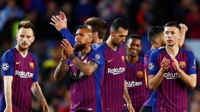 نجم بيتيس يوجه رسالة نارية إلى برشلونة 