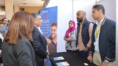 نائب رئيس عين شمس يفتتح ملتقى التوظيف السنوى لكلية الألسن