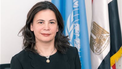 مشاركة لافتة للنساء في قمة 